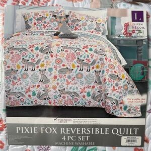 NEW Pixie Fox Floral Quilt Set - White and Pink